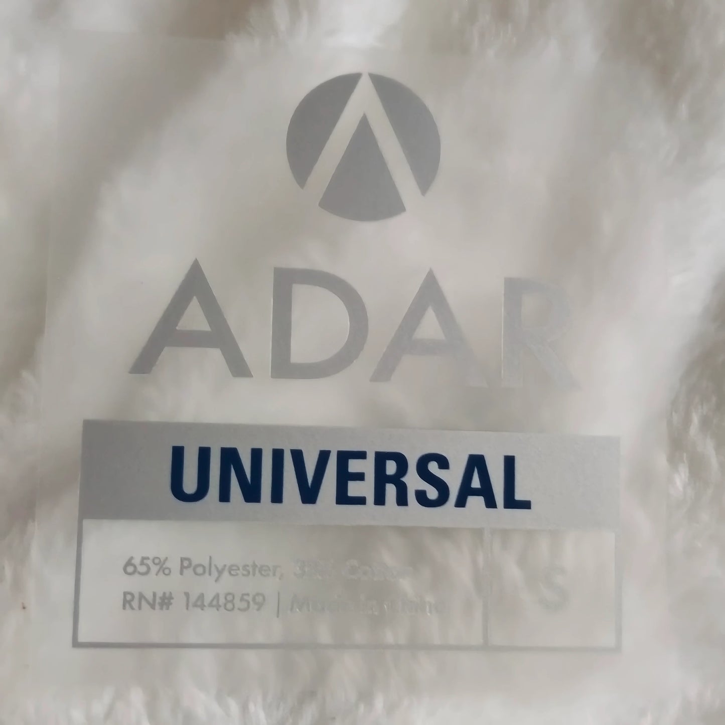 Custom flat heat transfer tagless label for t-shirts