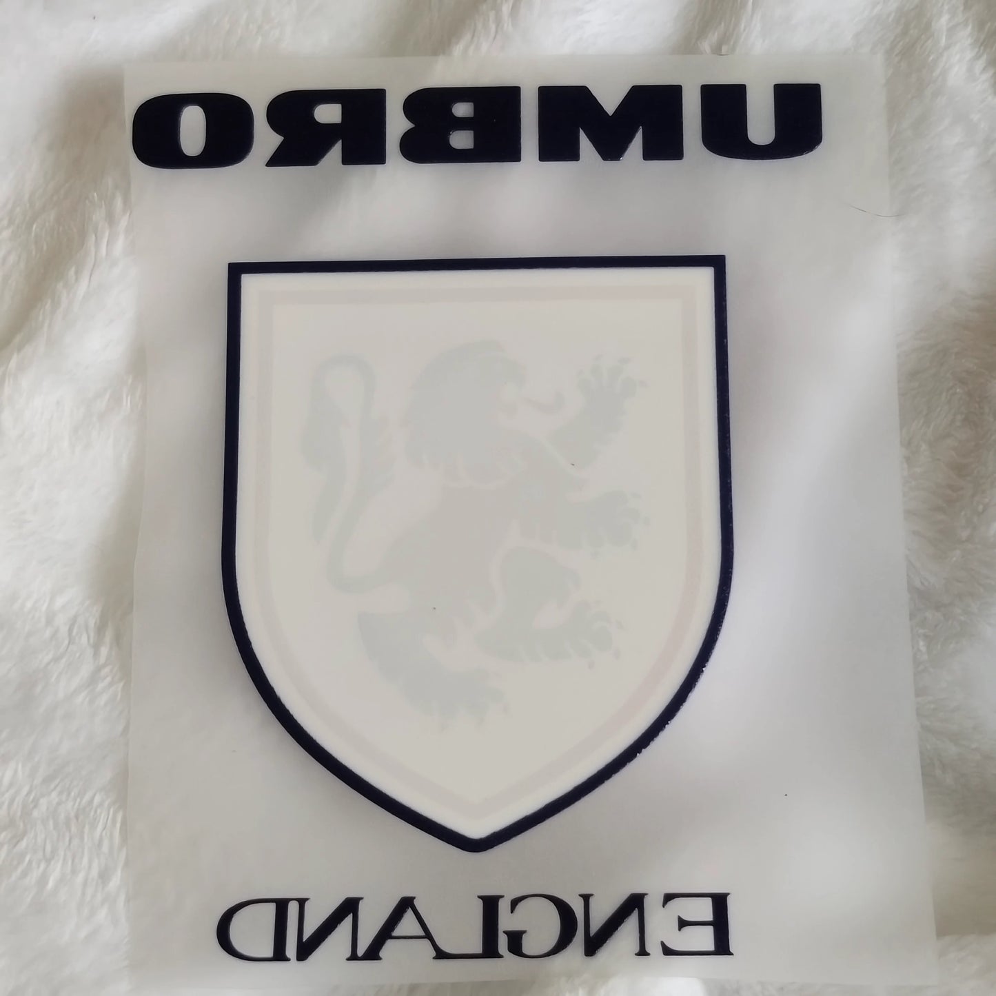 Custom flat heat transfer tagless label for t-shirts